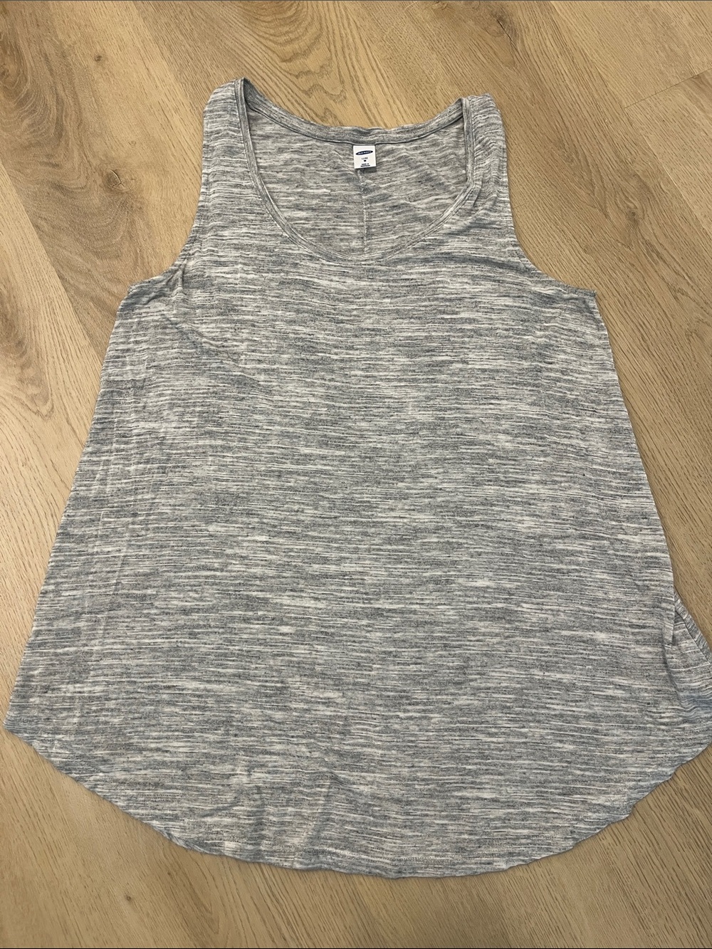 Old Navy Light Gray Women’s Tank Top